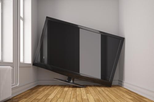 Énorme téléviseur à écran plat